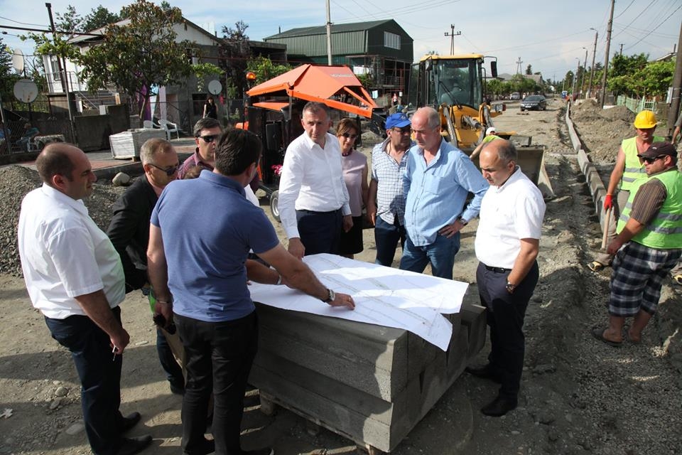 ქობულეთში ინფრასტრუქტურული სამუშაოები მიმდინარეობს