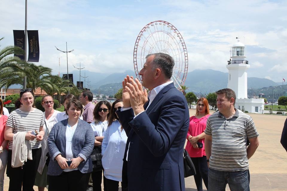 შეხვედრა – ტურიზმის დეპარტამენტის თანამშრომლებთან