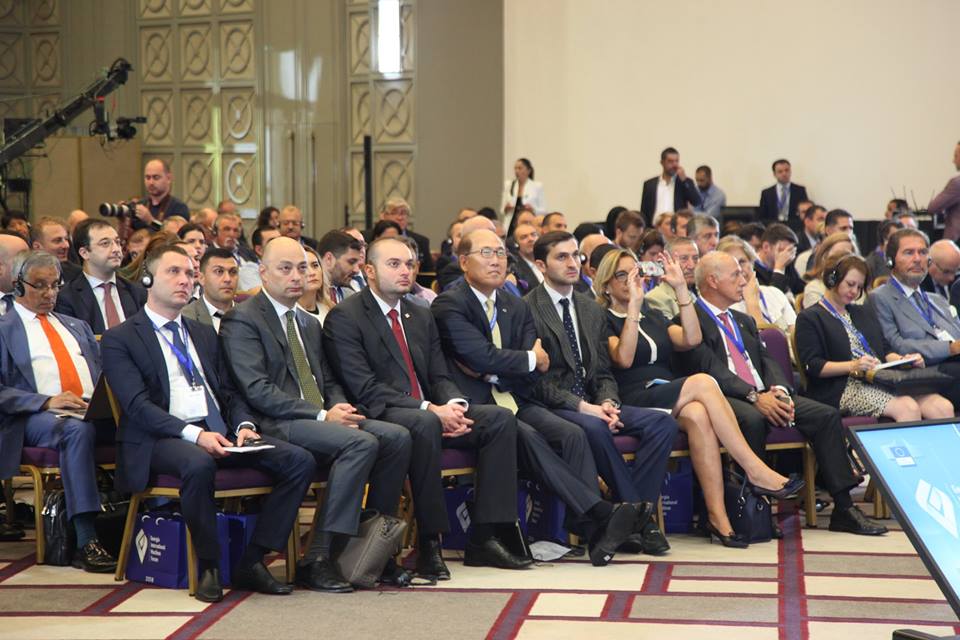 მამუკა ბახტაძე: მომავალი წლიდან საზღვაო სექტორში მომუშავე კომპანიები, ფაქტობრივად, ნულოვან საგადასახადო რეჟიმში შეძლებენ მუშაობას