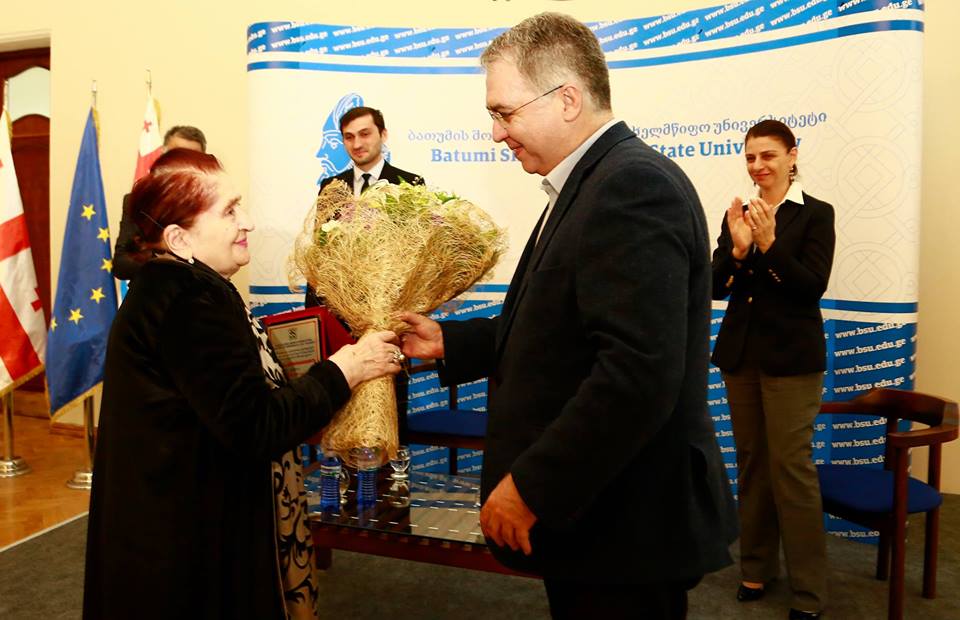 დავით სერგეენკო სამედიცინო საზოგადოების წარმომადგენლებს შეხვდა