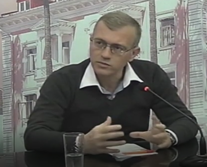 დავით ჩხარტიშვილი: იბადება ახალი სამყარო და ბრმა უნდა იყო, რომ ვერ ხედავდე ამას