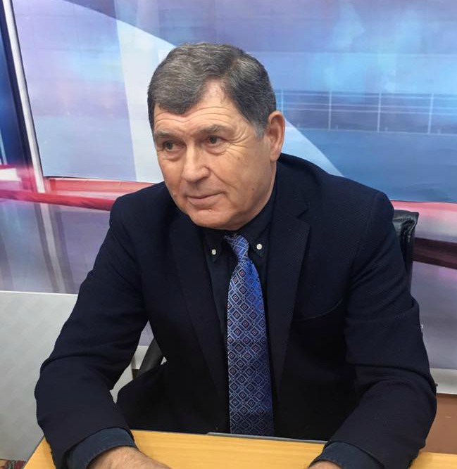 ,, თავად მზექალა შანიძე მიკრავდა ტაშს “
