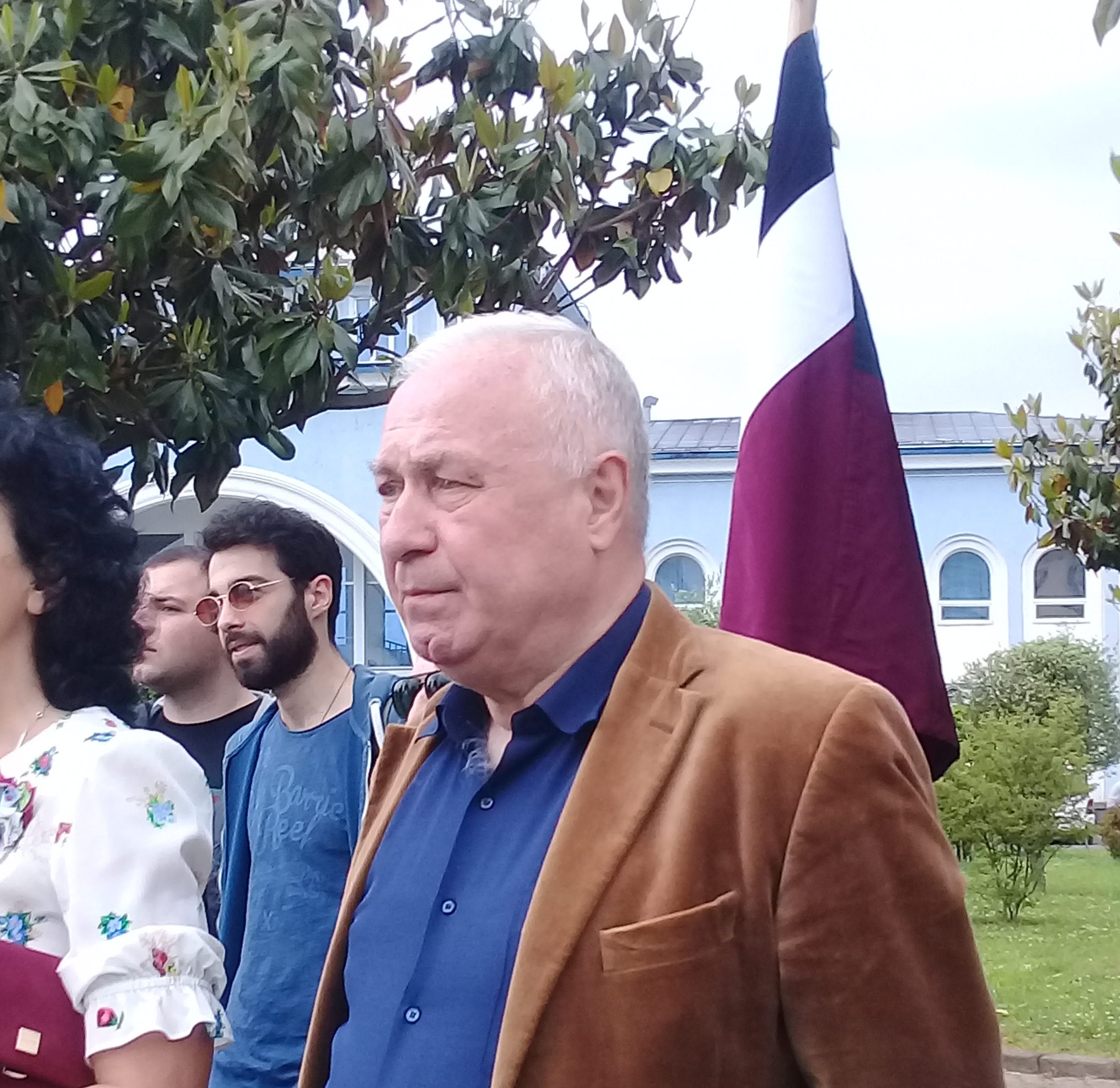 ,,სამარცხვინოა, დღევანდელი გამომსვლელები მიტინგზე რომ ახსენებენ ზვიადსა და მერაბს”