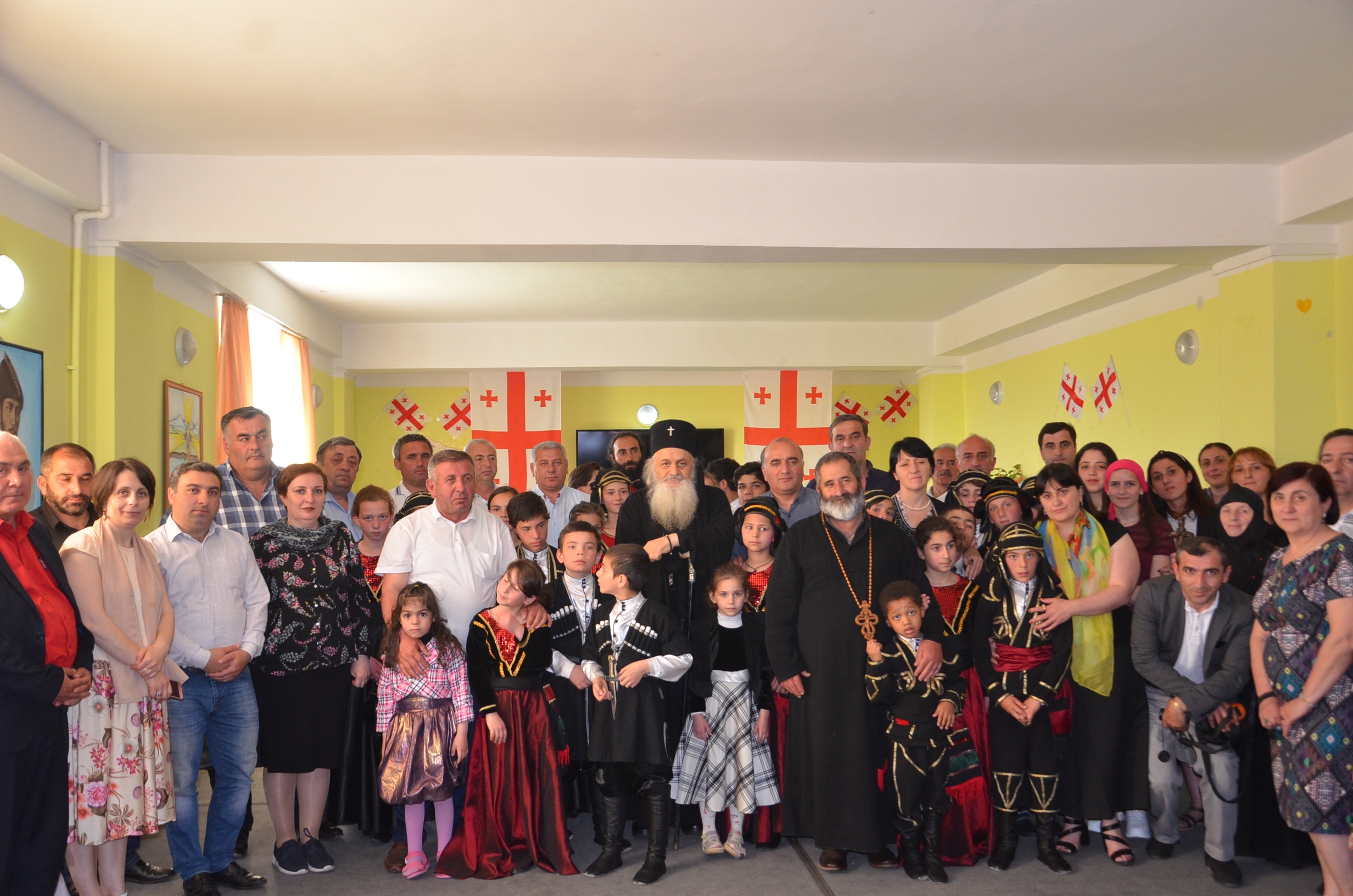<< გვსურს, ძირძველ ქართულ მიწაზე ეროვნული სულის აღზევებას შევუწყოთ ხელი >>