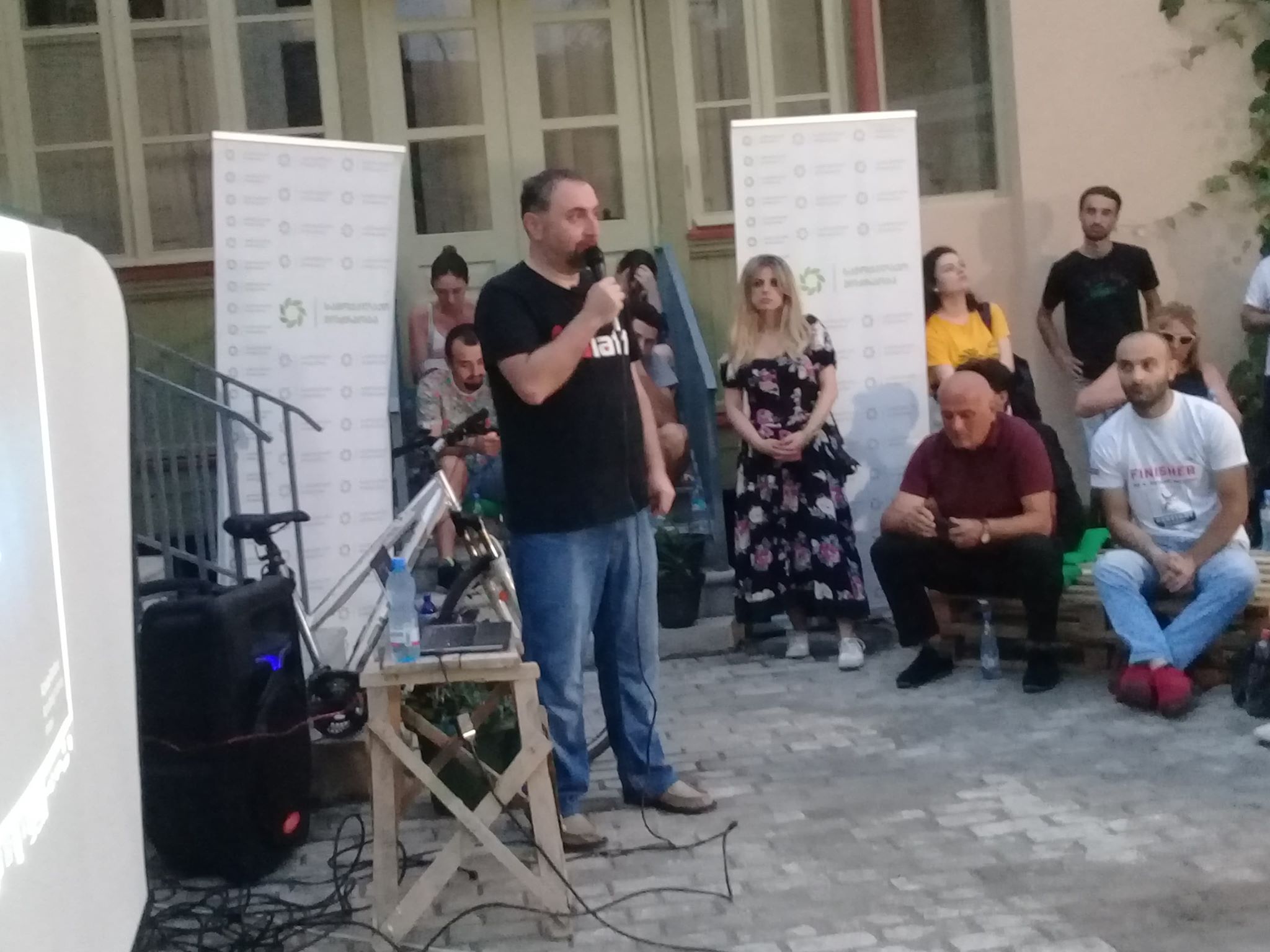 ,,სამოქალაქო ეზო” ბათუმს ეწვია