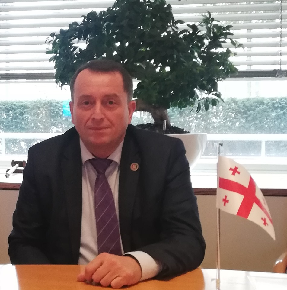 ვის და რატომ არ მოსწონს შრომის კოდექსში შესატანი ცვლილებები
