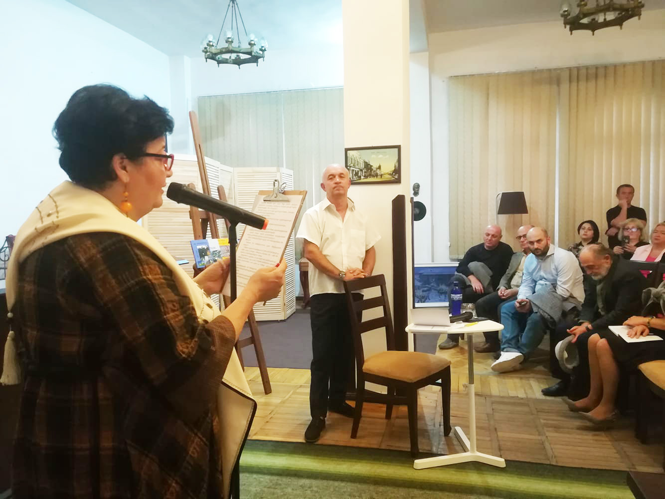 ,,რა დამავიწყებს” – წიგნი ცხოვრების ავ-კარგზე, სიყვარულზე, კეთილ ადამიანებზე . . .