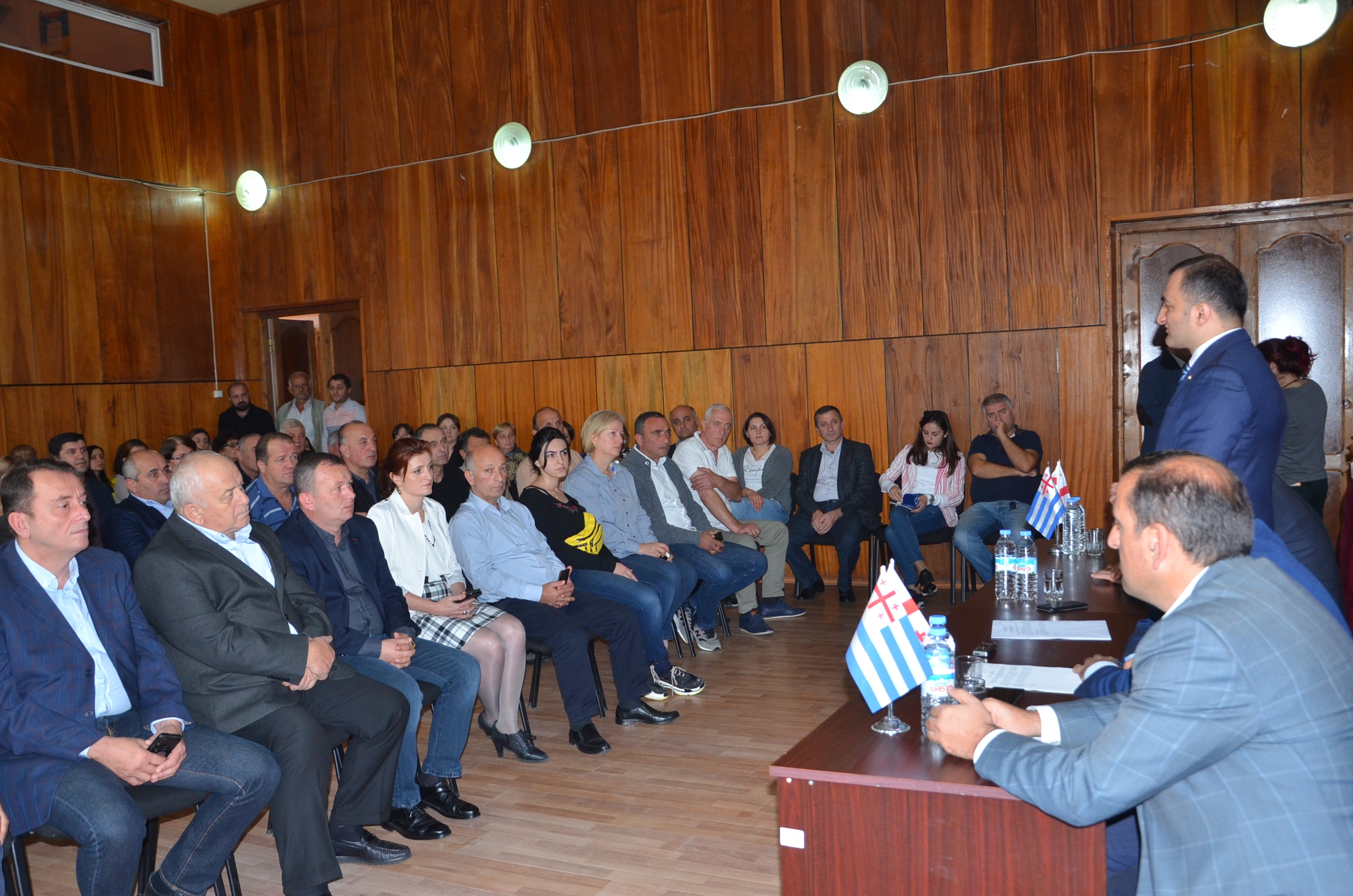 აჭარის ავტონომიური რესპუბლიკის კონსტიტუციაში შესატანი ცვლილებების განხილვა გრძელდება