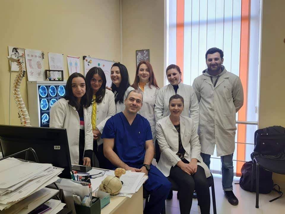 ,,პირჯვარს ვიწერ და ღმერთს ვთხოვ, რომ ყველაფერმა კარგად ჩაიაროს!”