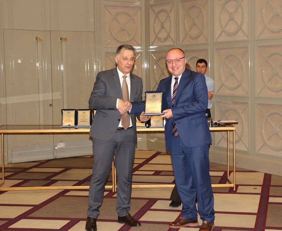მედიკოსების დაჯილდოება