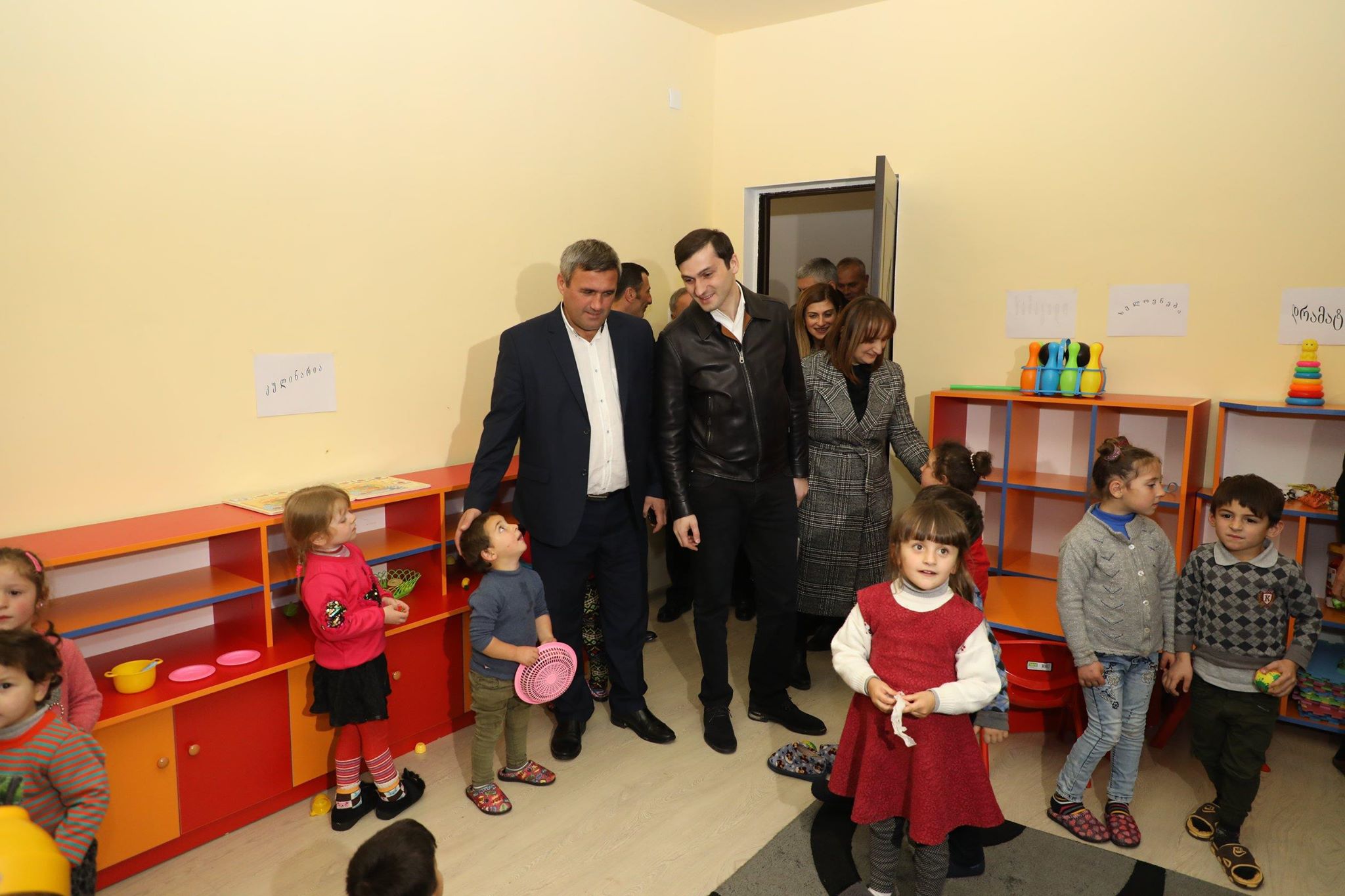 სამი საბავშვო ბაღი გაიხსნა