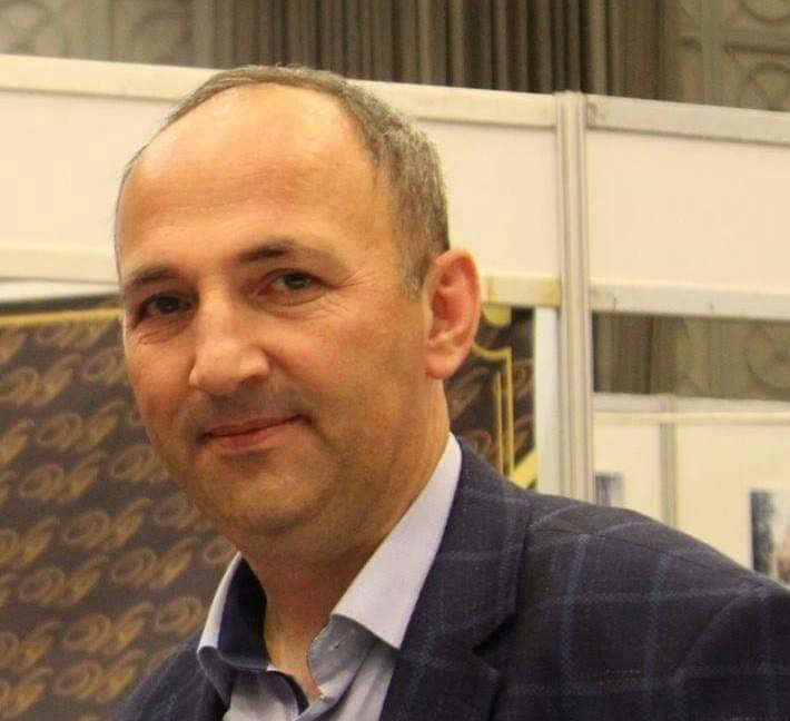 ,,გიდი ცოტა ექიმიც უნდა იყოს, მუსიკოსიც მზარეულიცა და ცოტა … შეშლილიც”