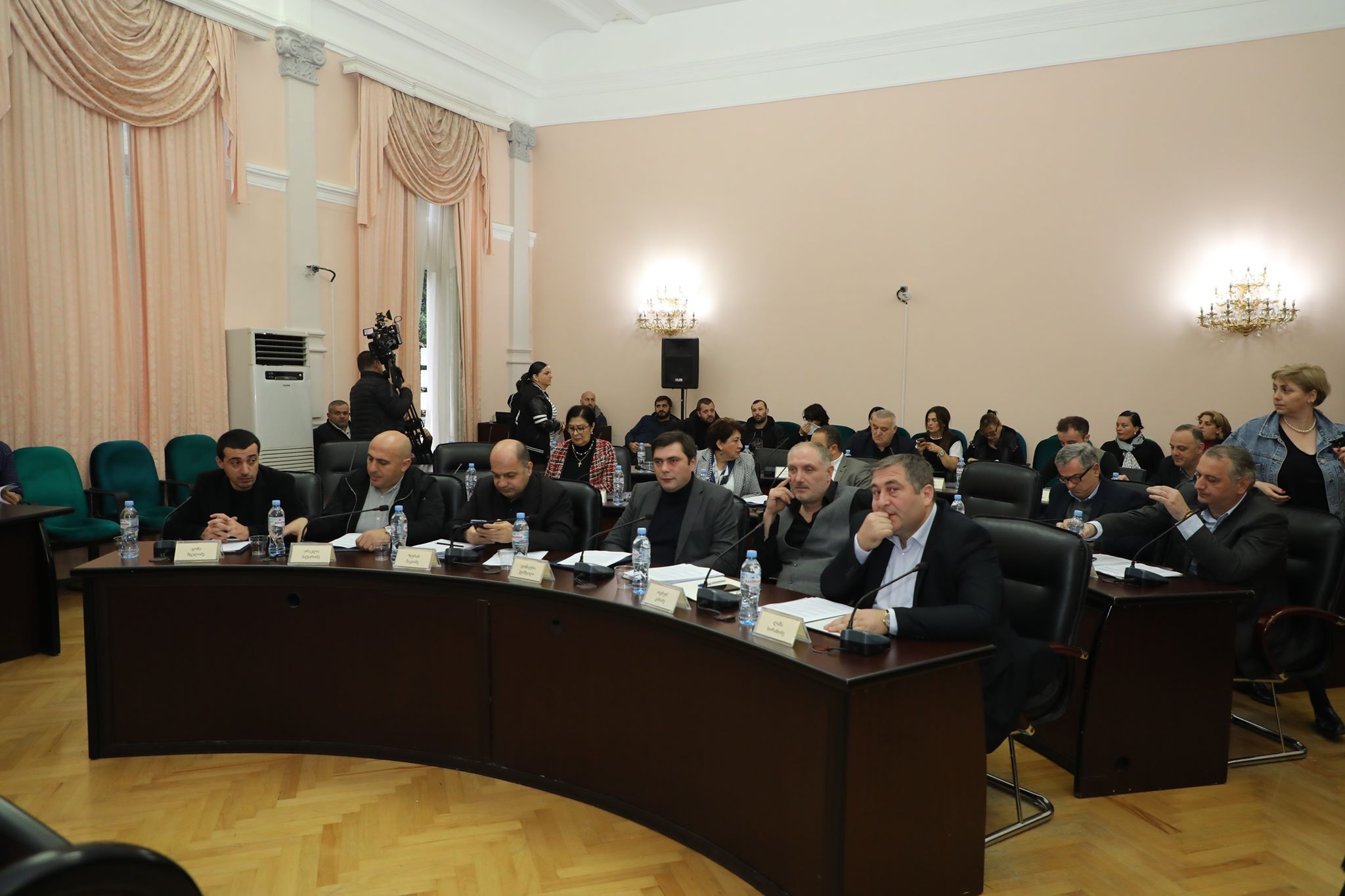 საკრებულოს სხდომას ოპოზიციამ ბოიკოტი გამოუცხადა