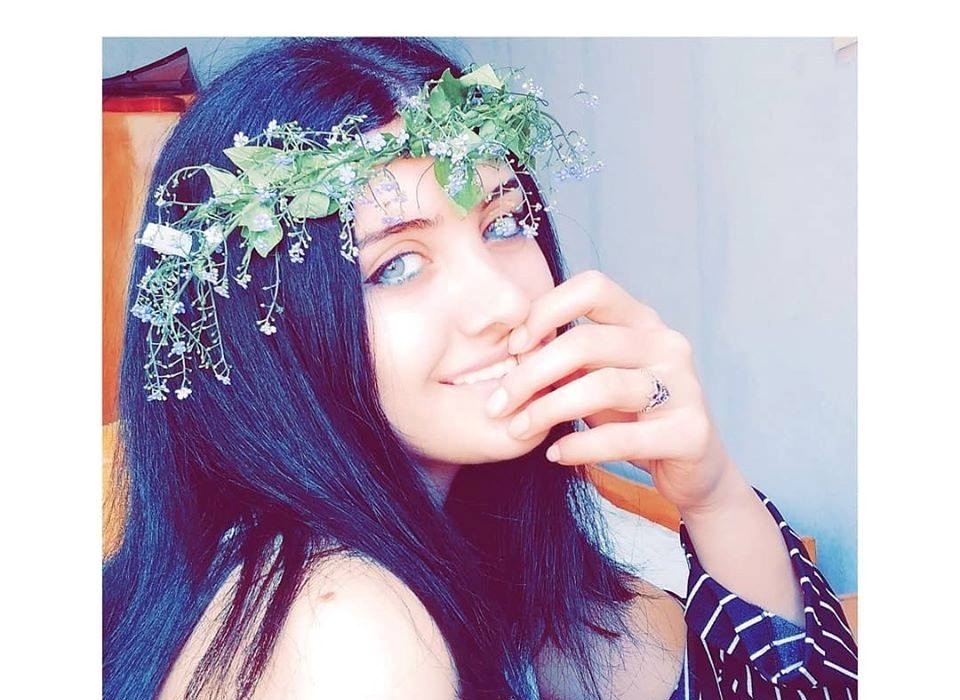 კრეატიული მინიმალიზმი სილუეტში . . .