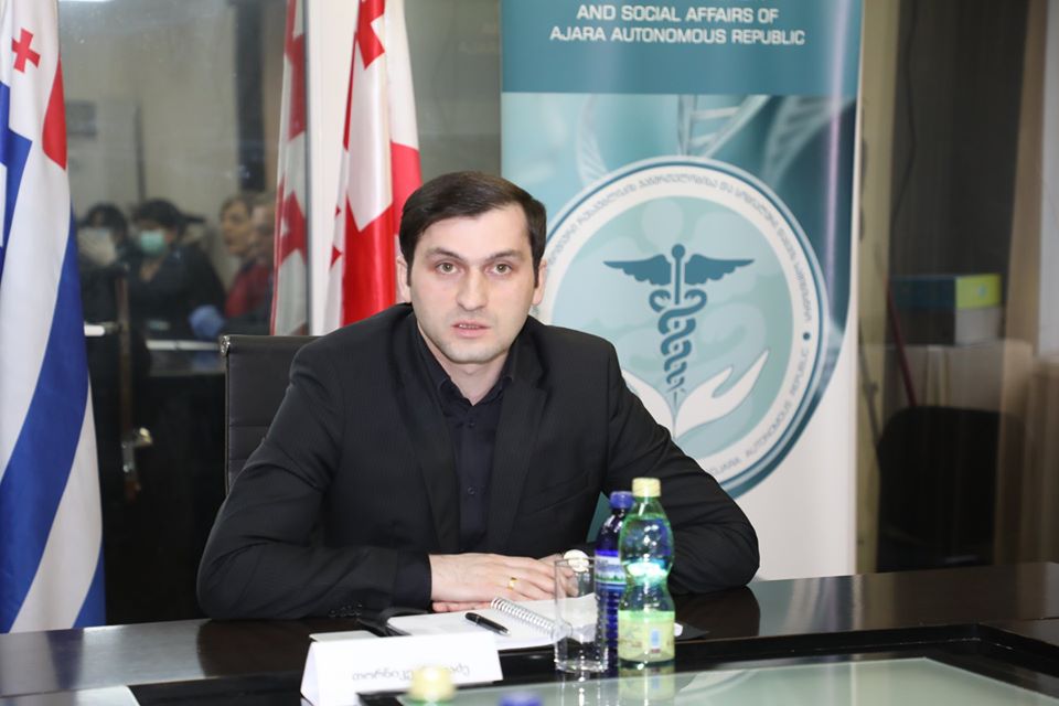 თორნიკე რიჟვაძე ჯანდაცვის სფეროს წარმომადგენლებს შეხვდა