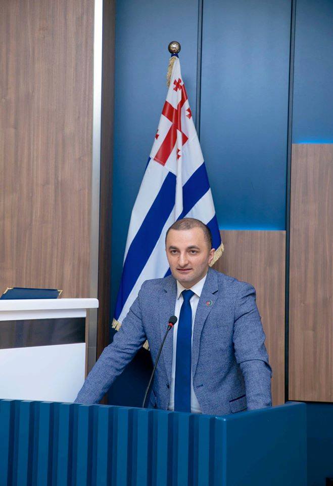 დავით გაბაიძე: „ნაციონალური მოძრაობა“ ცდილობს დამახინჯებულად მიაწოდოს ინფორმაცია საზოგადოებას