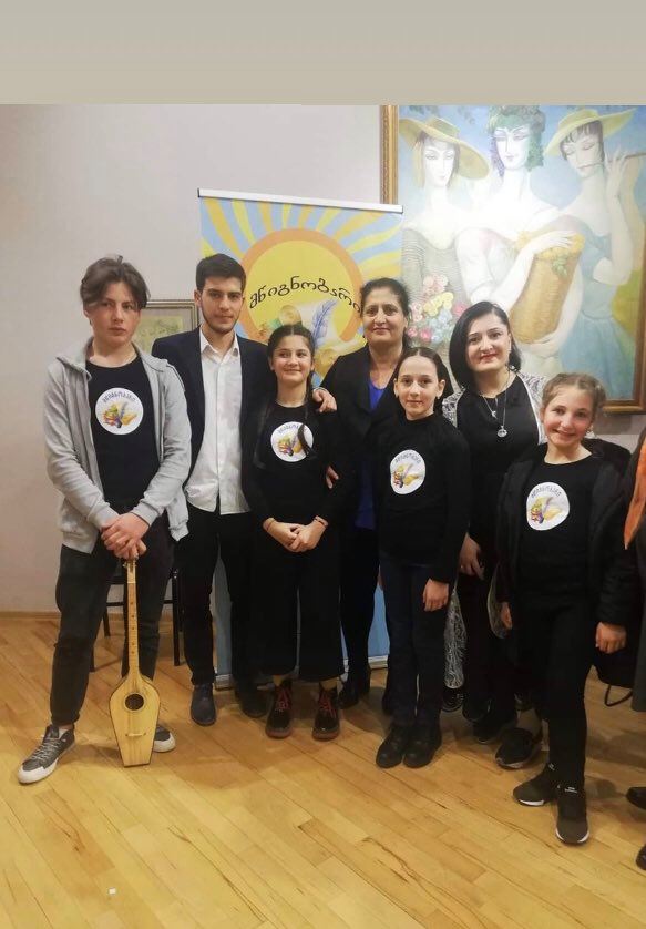 „ლექსის მკითხველი კაცის დაძლევა შეუძლებელია“