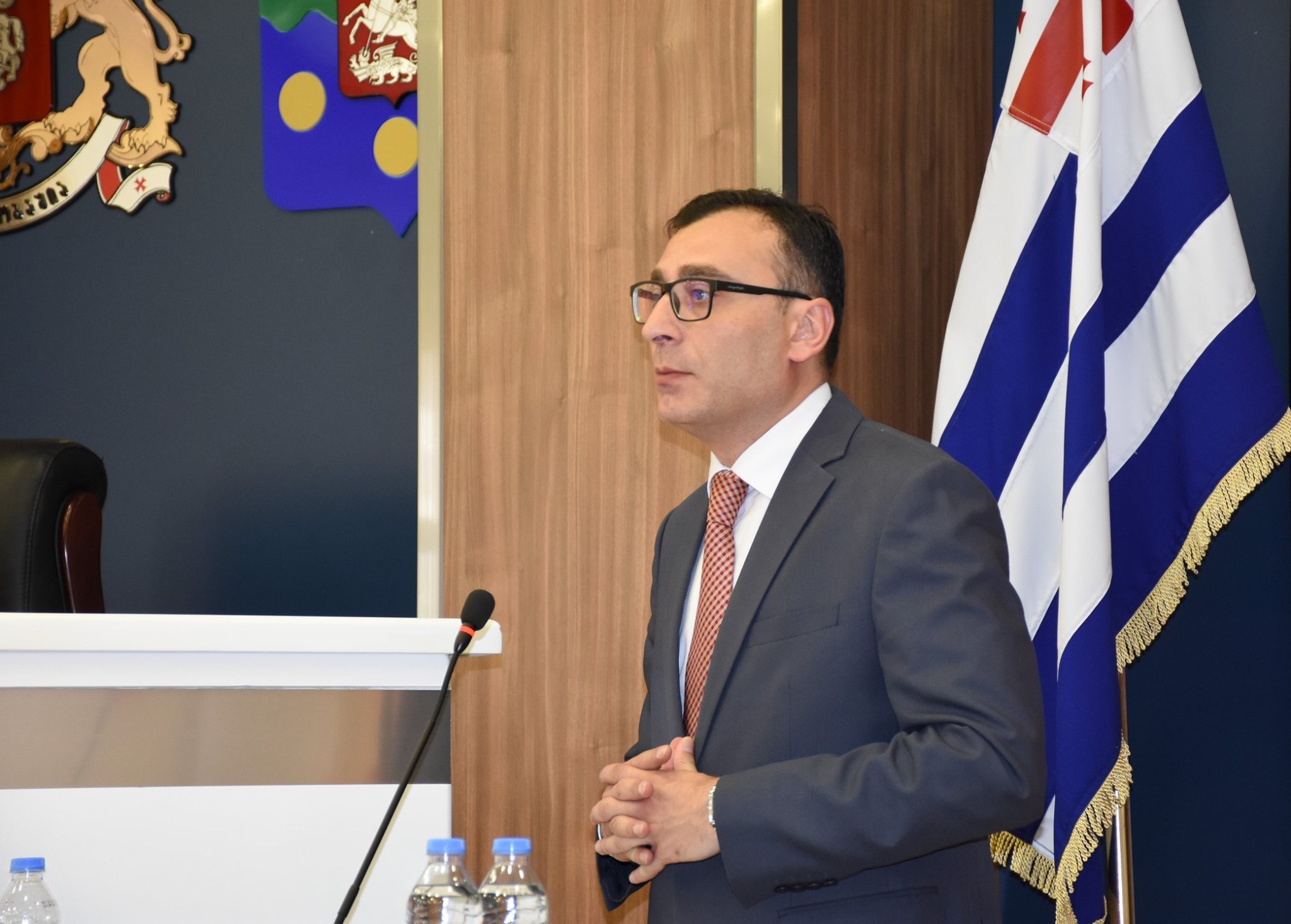 სოფლის მეურნეობის მინისტრის ანგარიში და პასუხები ოპოზიციას