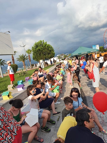,,ბავშვებს ერთი პოზიტიური დღე ვჩუქოთ”