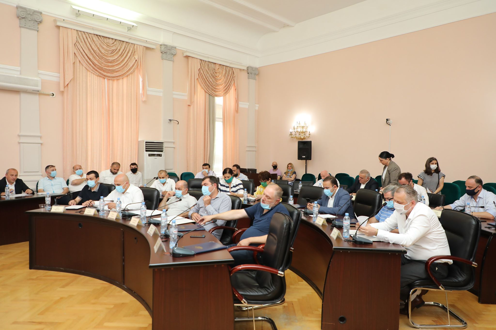 ქალაქის კორექტირებულ მთავარ ფინანსურ დოკუმენტს მალე საკრებულოს გადაუგზავნიან