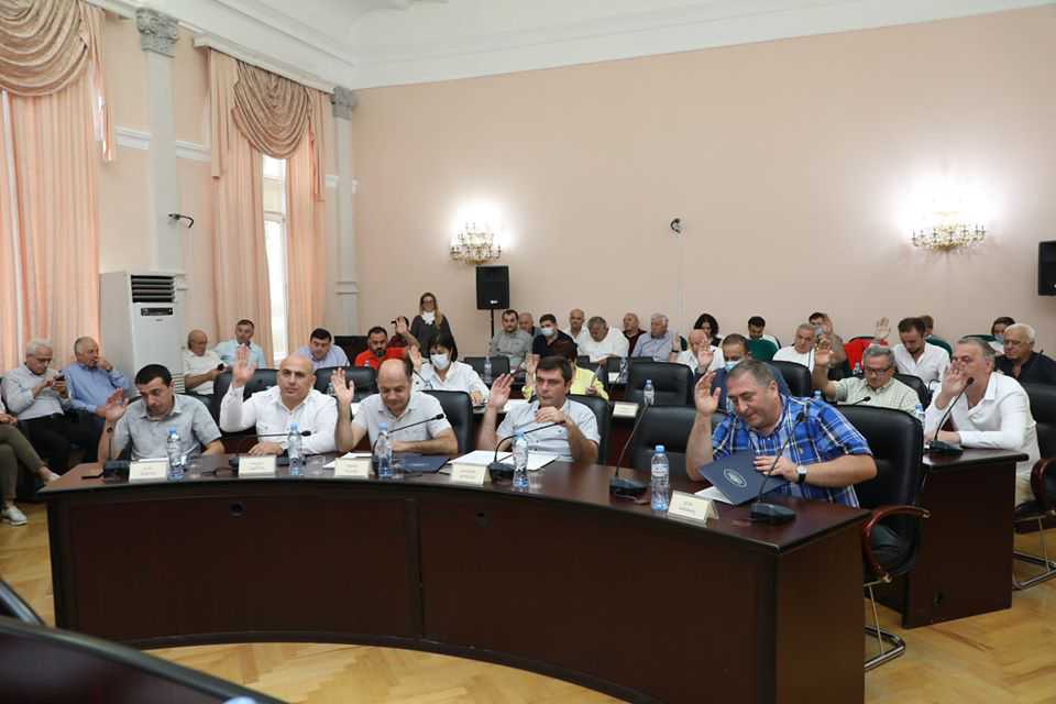 არჩილ ჩიქოვანი: ბიუჯეტი პასუხობს ყველა იმ გამოწვევას, რომლის წინაშეც დაგვაყენა პანდემიამ