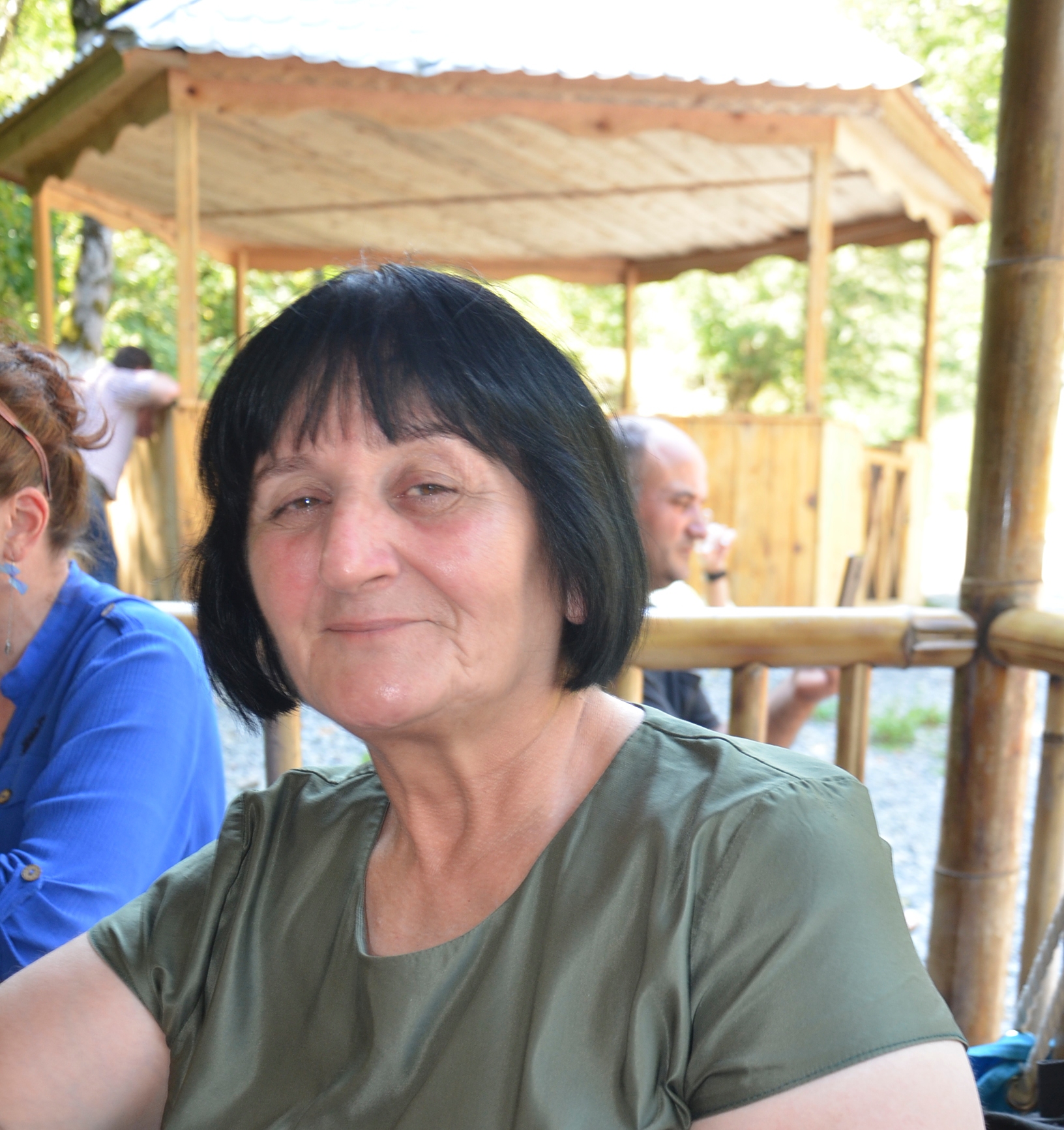 ,,მე მამულს ვეკუთვნი”