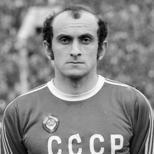 რაზე წყდება გული გამორჩეულ ფეხბურთელს?