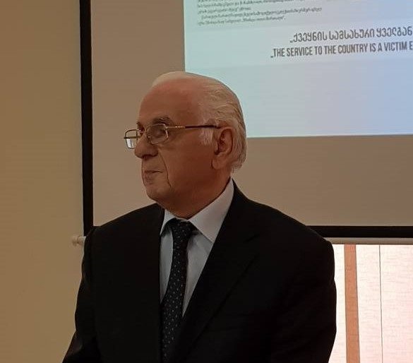 რამაზ სურმანიძე
