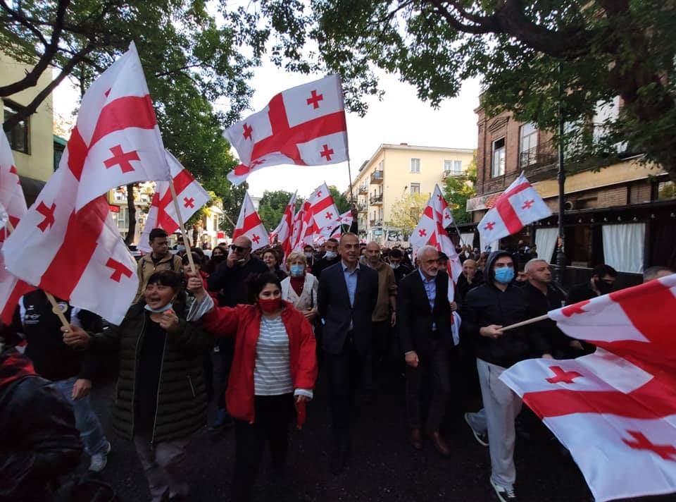 ბათუმში საპროტეტსო აქციები გრძელდება