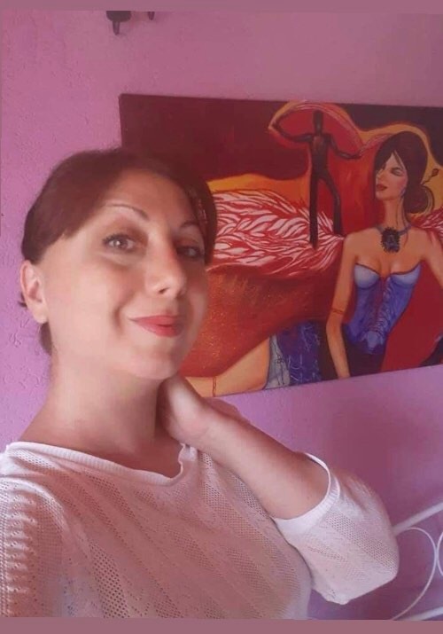 „გამორჩეულად მიყვარს ის ნახატები, ადამიანის რამდენიმე მხარეს რომ წარმოაჩენს“