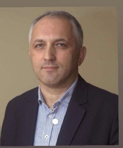 ,,ხელისუფლება ერთპარტიული პარლამენტის პერსპექტივის ასაცილებლად ცდილობს, რომელიმე პარტია დაითანხმოს პარლამენტში შესვლაზე”