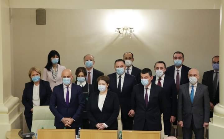 საქართველოს პარლამენტმა გიორგი გახარიას მეთაურობით მთავრობას ნდობა გამოუცხადა