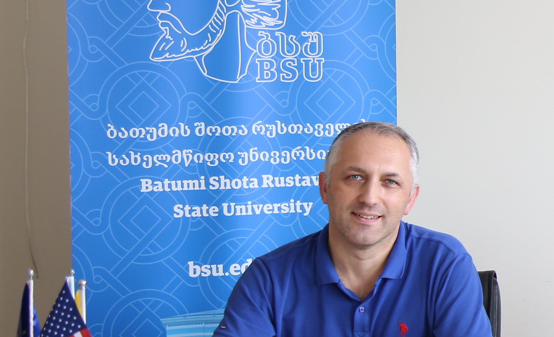 „კონსტიტუცია არის უმრავლესობის, ოპოზიციის და საზოგადოების შეთანხმების შედეგი, რაც ჩვენთან მიუღწეველია“