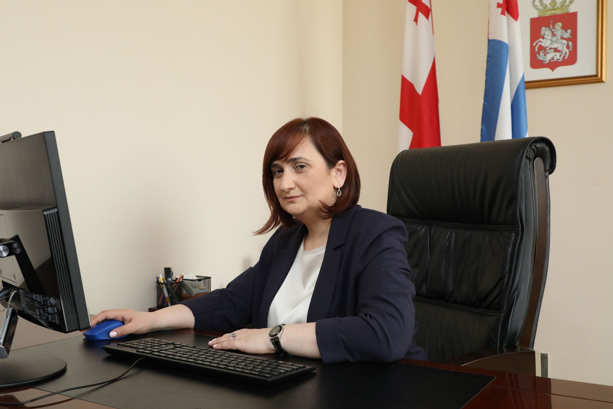 გვილოცავენ
