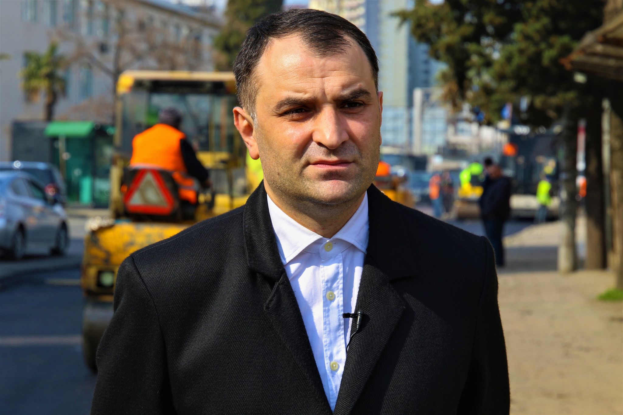 გვილოცავენ