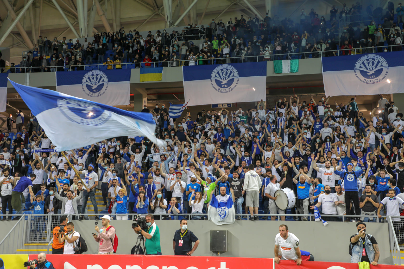 15-წლიანი პაუზის შემდეგ ბათუმში ფეხბურთი ახალ სტადიონზე გაიმართა