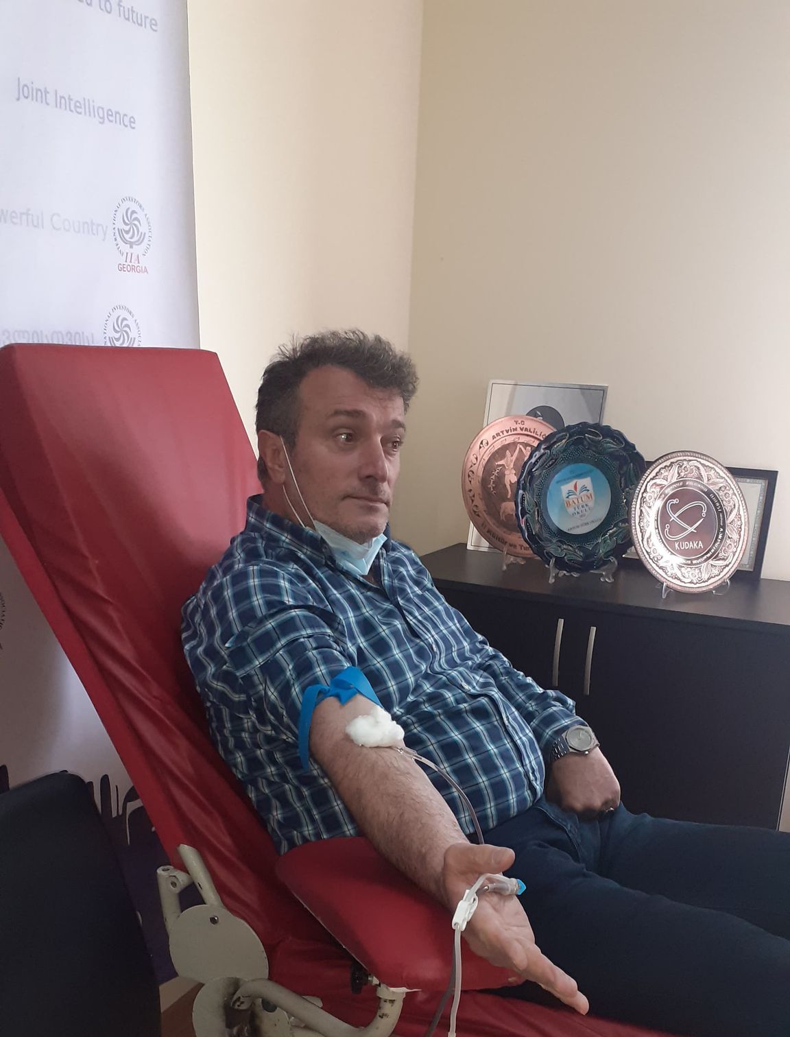 ,,გაუზიარე სიცოცხლე – გაიღე სისხლი”