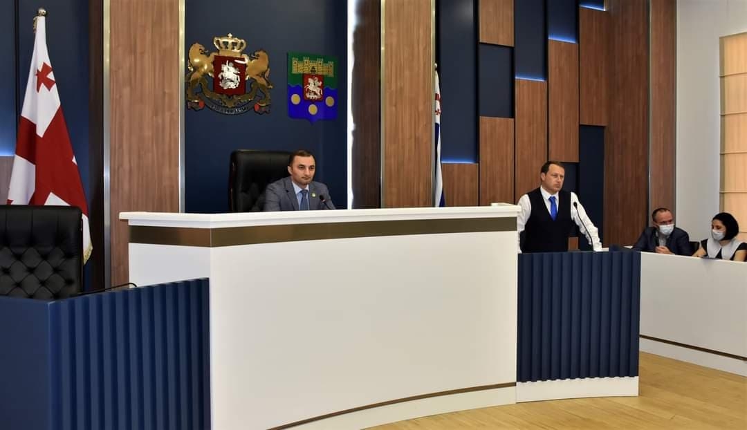 უახლოეს დღეებში გამოჩნდება, მმართველი გუნდის ,,ღია კარის დატოვების პოლიტიკით” ისარგებლებს თუ არა ოპოზიცია