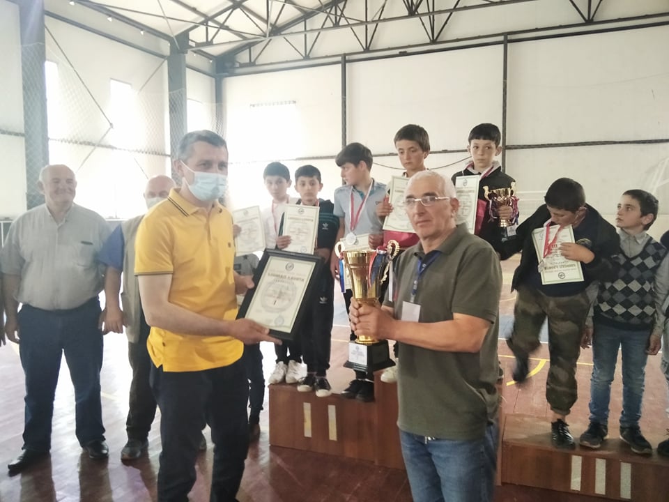 ამჯერად შუახეველებმა იმარჯვეს