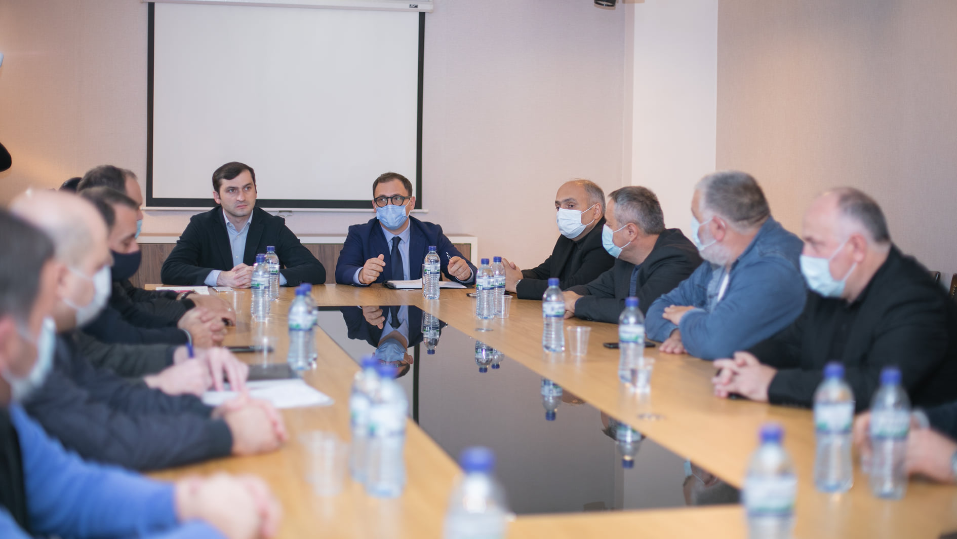 ციტრუსის ექსპორტიორებთან სამუშაო შეხვედრა გაიმართა