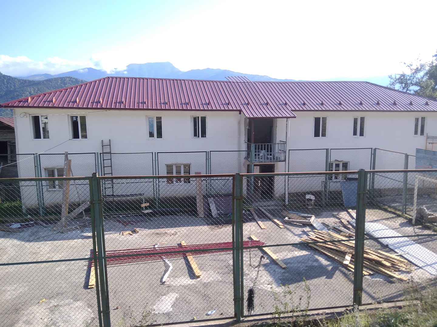 სხეფში სკოლა შეაკეთეს