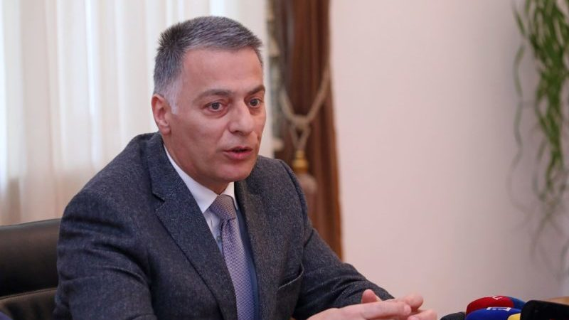 ზაალ მიქელაძე: კანონმდებელმა კანონებზე უნდა იმუშაოს, ყველა ხომ არ იქნება სიტყვიერ დაპირისპირებებში ჩართული?