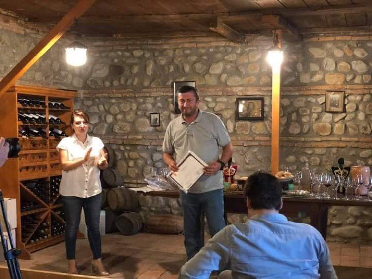 ,,ქვევრის ნატურალური ღვინო საოჯახო მარნის სახეა”