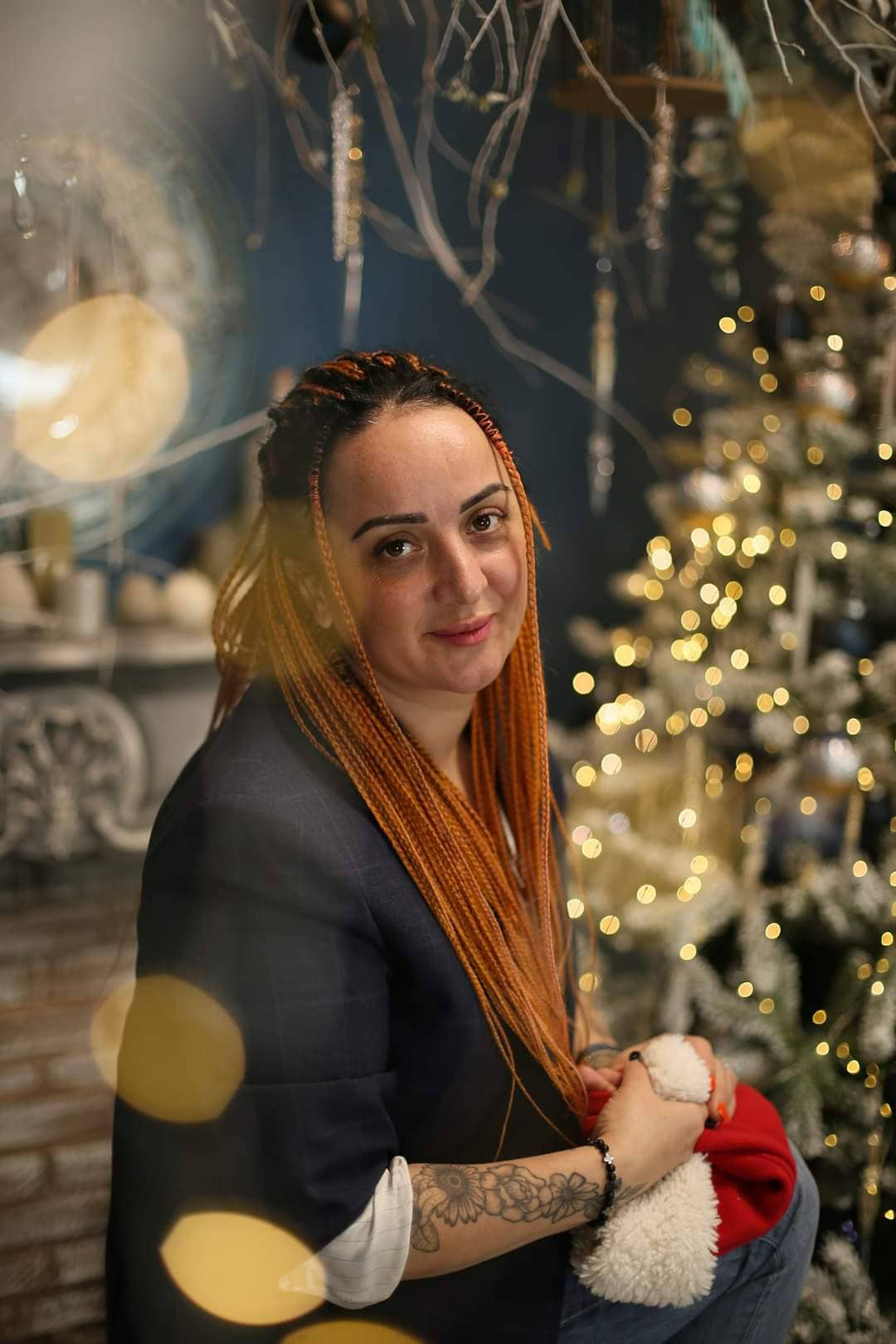 ,,სახლი არის ჩემი სამყარო – მოხატული კედლებით, განათებებით და თავისებური სიმყუდროვით”