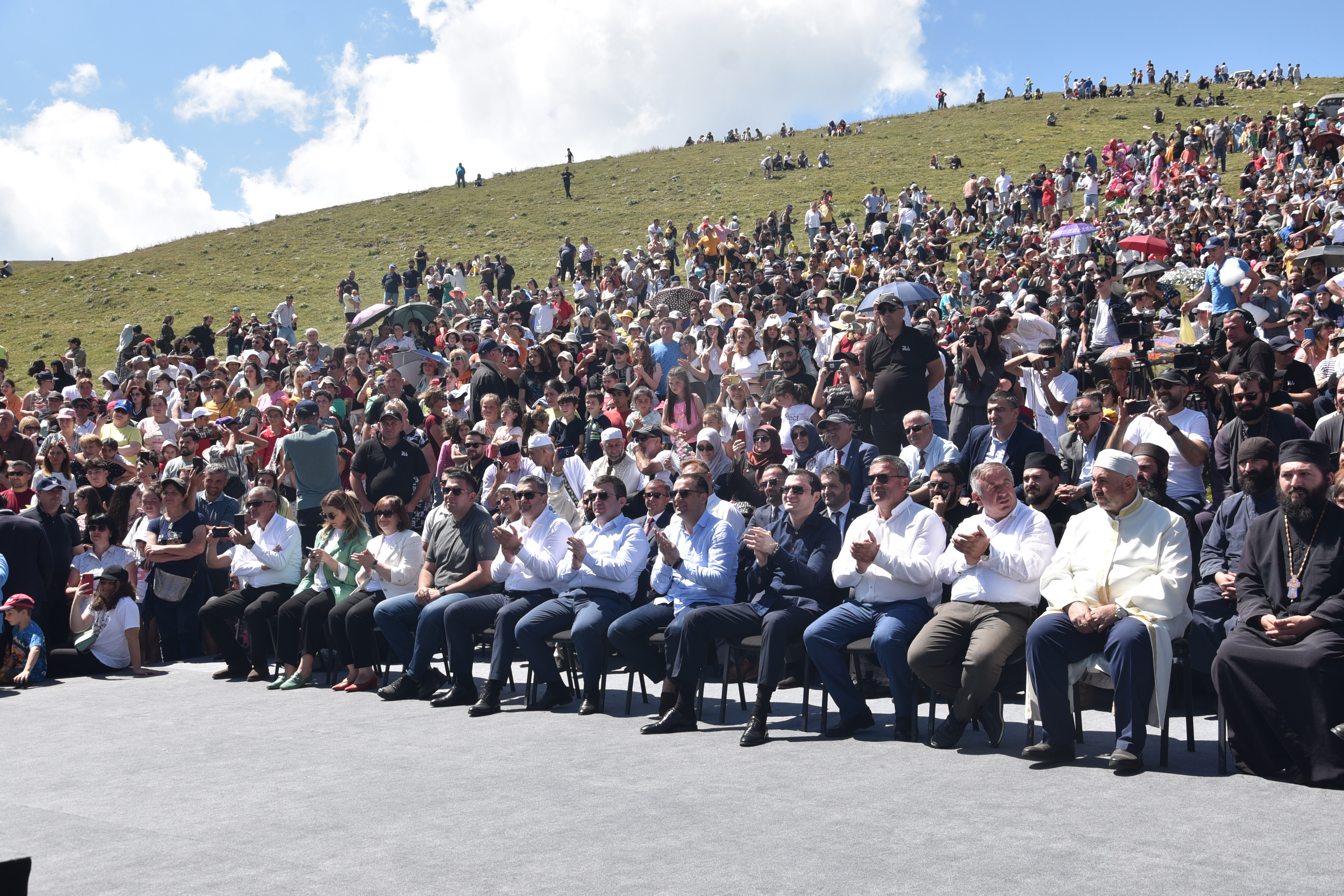 ,,აქ სიყვარული, თანადგომა, მოფერება და სამოთხე ვნახე”