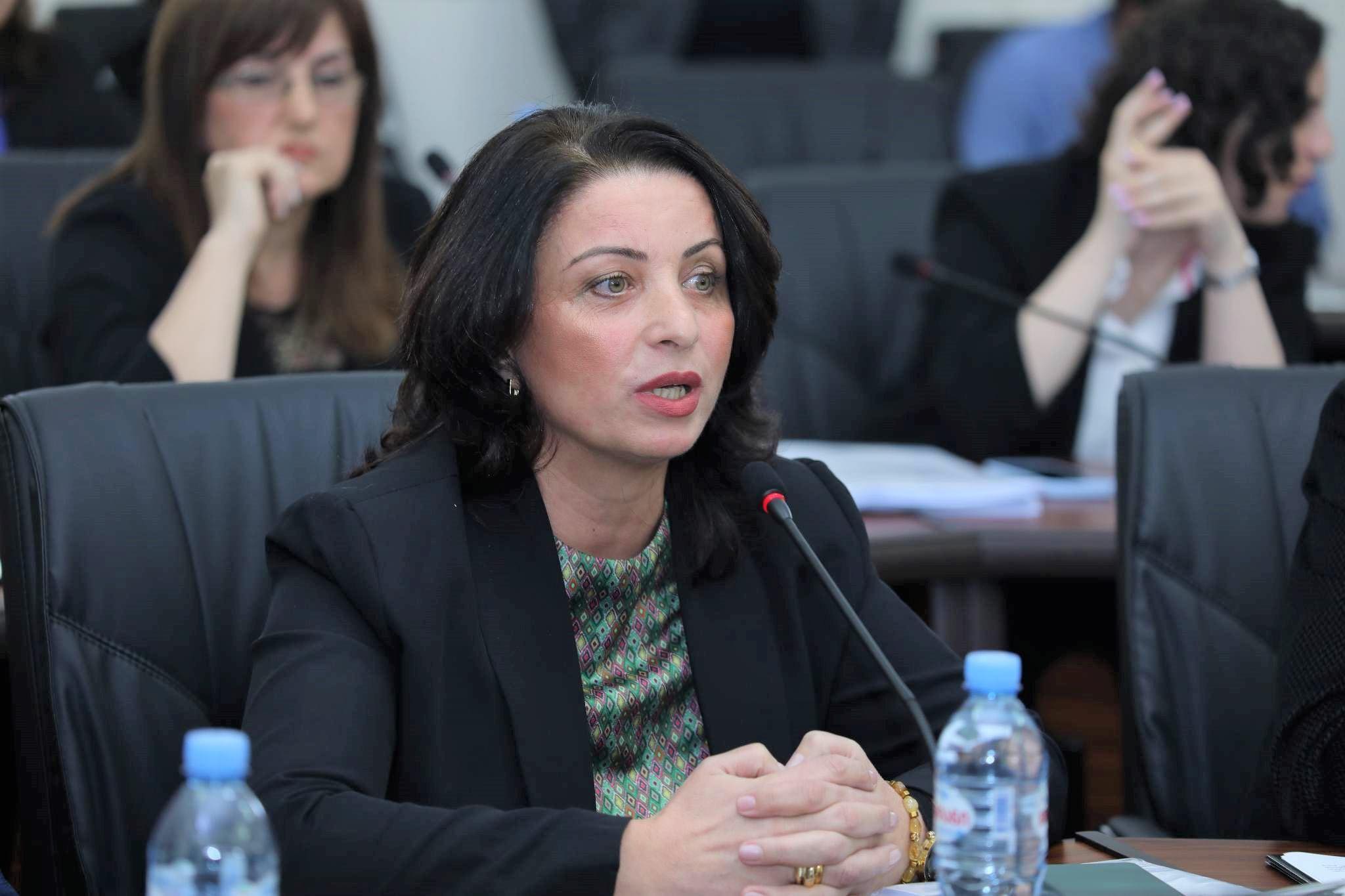 საკრებულოს დეპუტატმა ნინო ცხვარაძემ ,,ქართულო ოცნება“ დატოვა და ,,ხალხის ძალას“ შეუერთდა