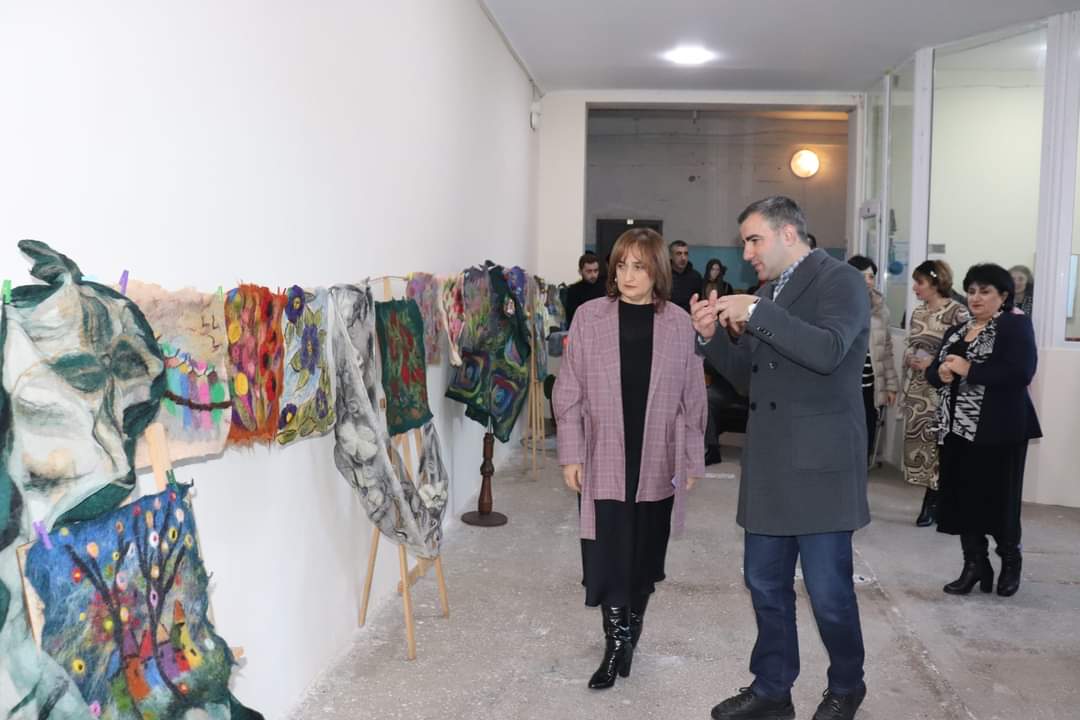 პირველად აჭარაში სკოლა მოკლევადიან სახელოვნებო პროგრამებს ახორციელებს