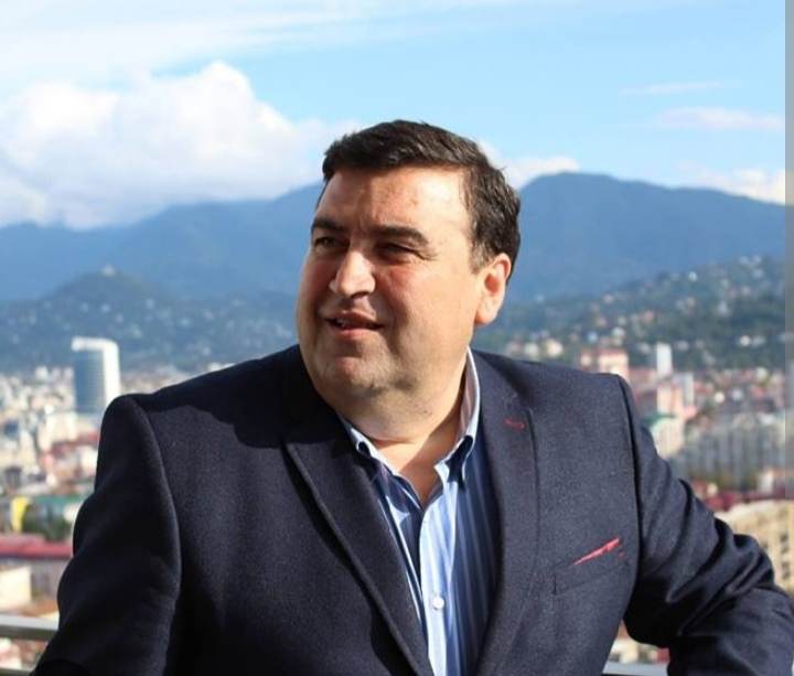 უხელმძღვანელებს თუ არა ლევან ანთაძე ,,ენმ” – ის ბათუმის ორგანიზაციას?