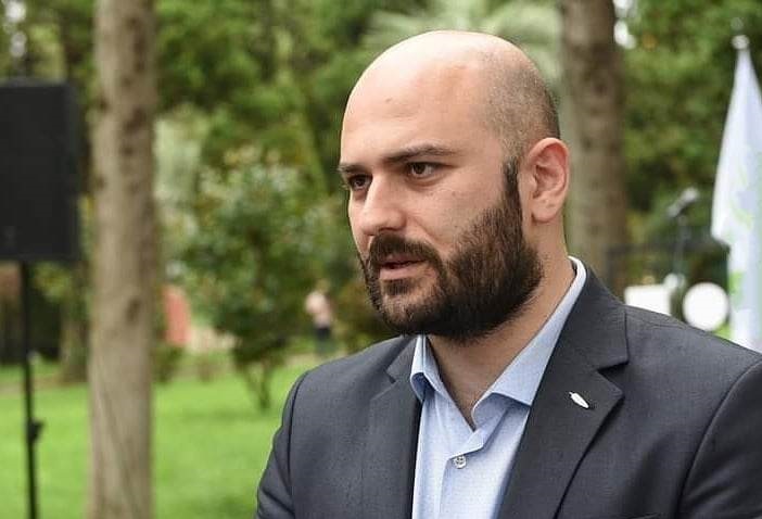,,პოეტები პოლიტიკაში მხოლოდ მაშინ ვერთვებით, როცა ქვეყანას უჭირს”