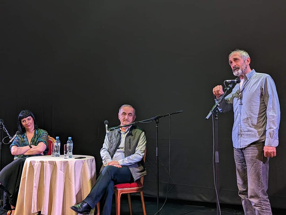 გოგონა, რომელიც ,,პირდაპირ შემოვარდა” თეატრალურ სამყაროში